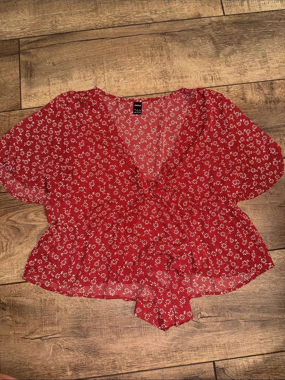 Tie-Front Floral Crop Top - Red